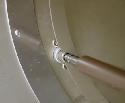 動画より抜粋 麺棒脱着補助装置